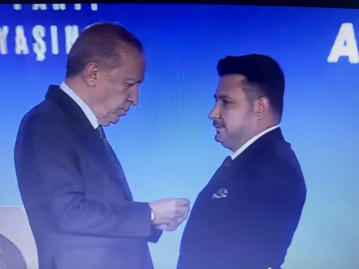 G&Ouml;LBAŞI VE KAHRAMANKAZAN BELEDİYELERİ AK PARTİYE GE&Ccedil;Tİ